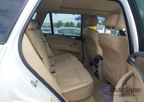 2009 BMW X5 xDrive30I z USA, uszkodzony, nr VIN 5UXFE43529L261375